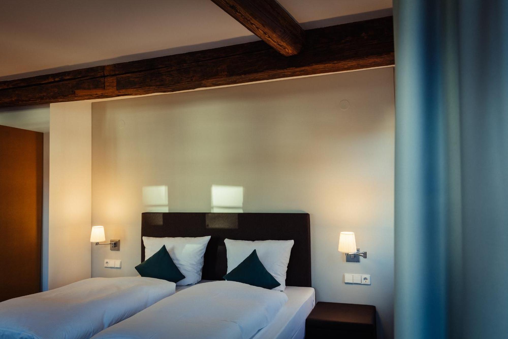 Hotel Zum Schwan Wanfried Exterior photo