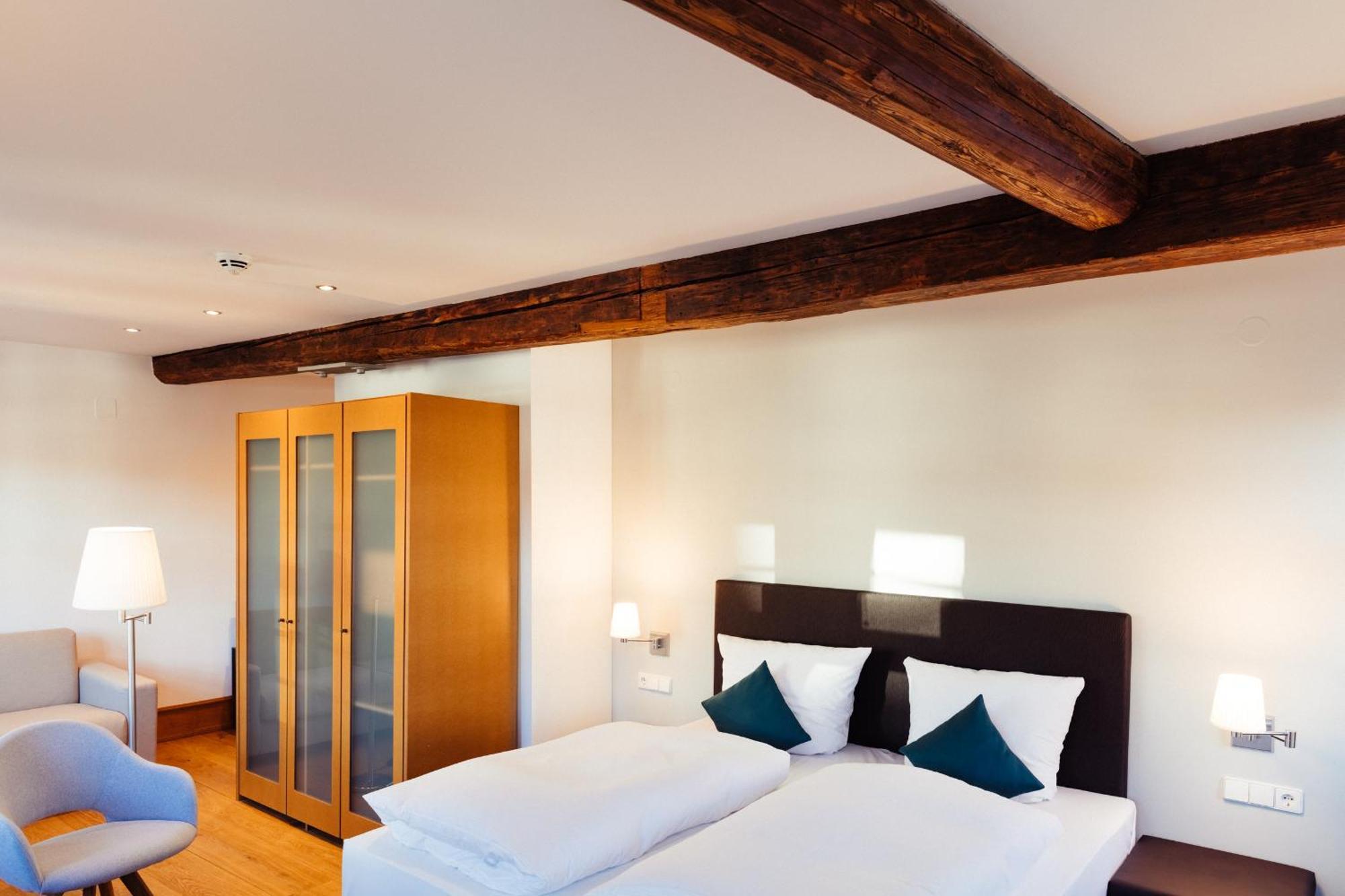 Hotel Zum Schwan Wanfried Exterior photo
